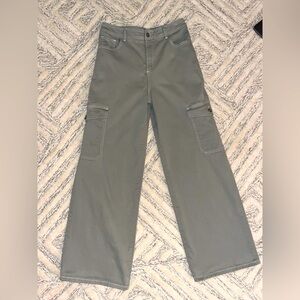 Bagatelle Flattering high-rise cargo pant